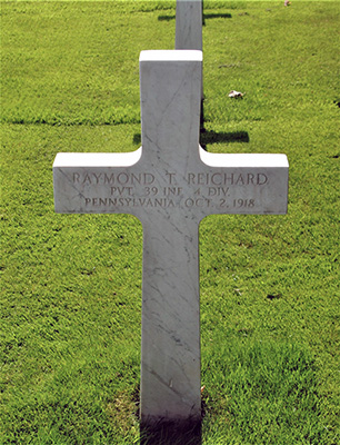 Grave of Raymond Thomas Reichard