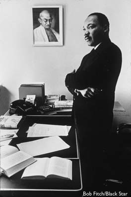 http://www.educationplanet.com/redirect?url=http://www.pathfinder.com/Life/mlk/mlkpics.html