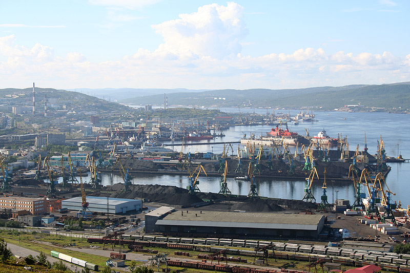 Source is https://en.wikipedia.org/wiki/Image:MurmanskHarbour.jpg